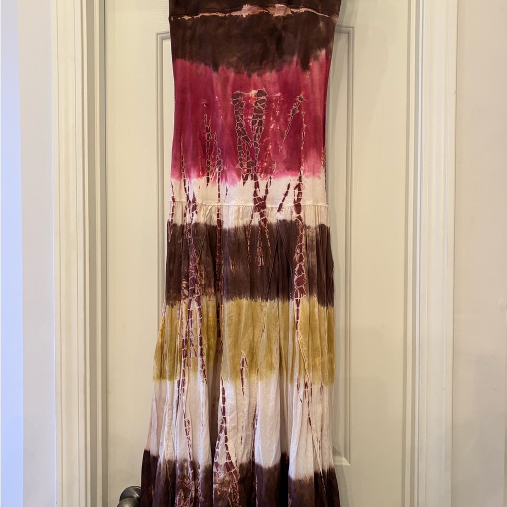 Solitaire Brown and Pink Cotton Garment
